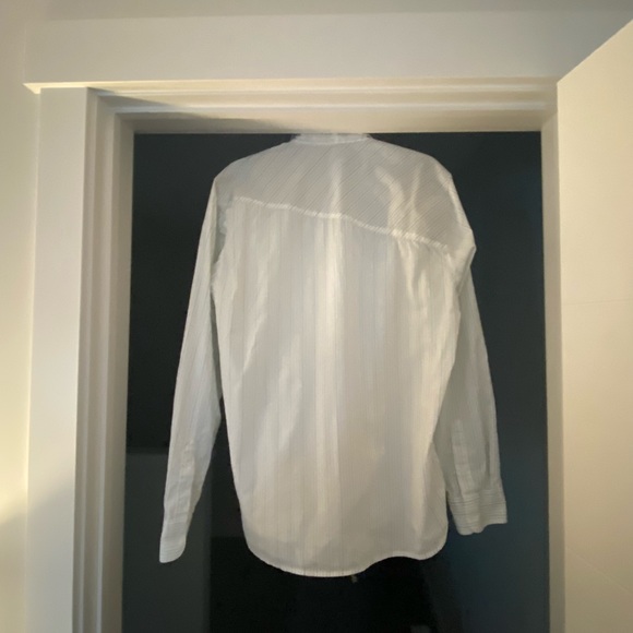 Volcom white with blue black and green pin stripe men’s dress shirt - Picture 3 of 6